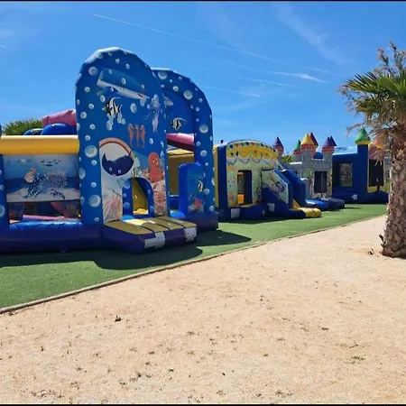 Les Pins Maritimes - Mobil Confort Ιέρ